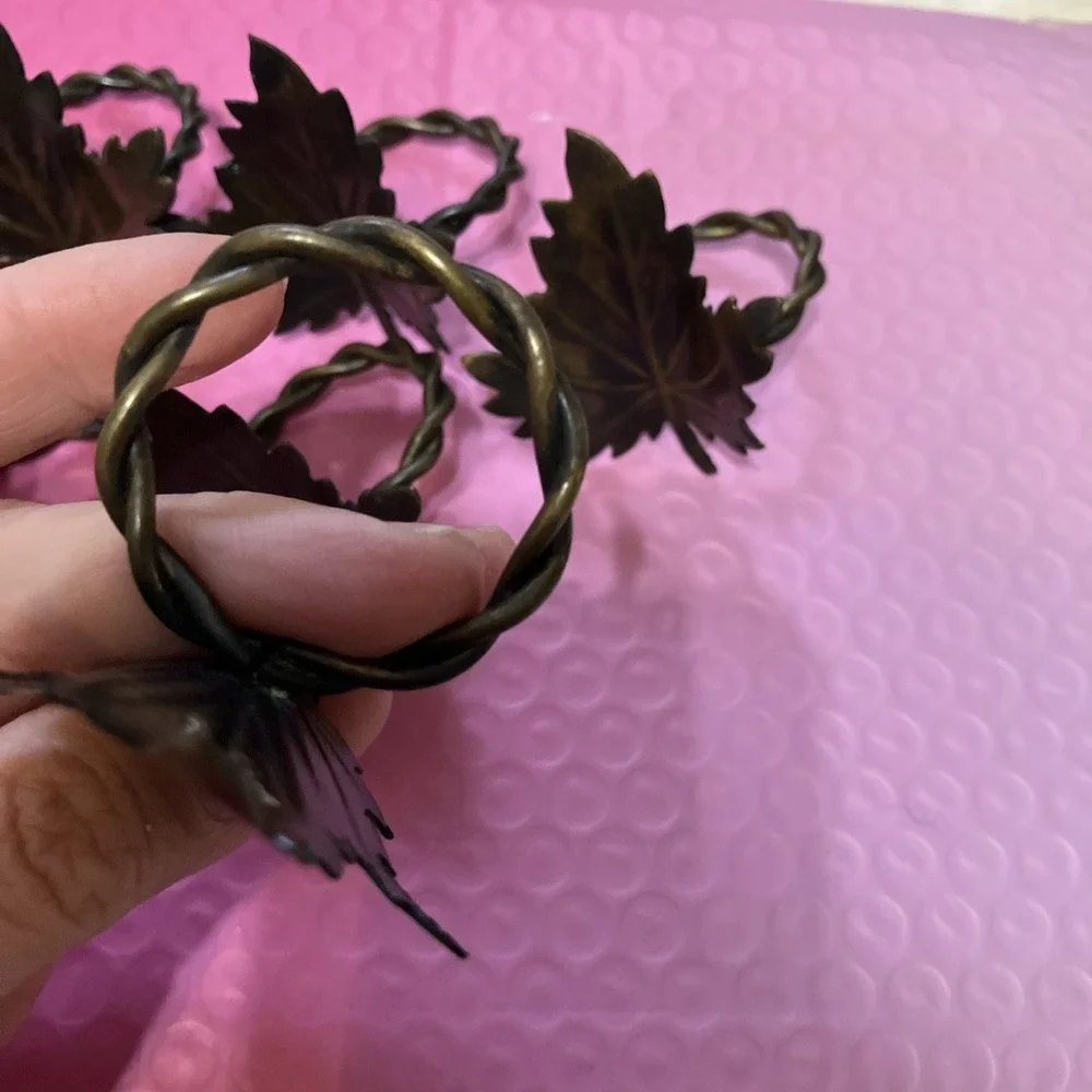 Metal Napkin Rings Set Of 6 Fall Maple Leaf Design Oil Rubbed Brass Tone